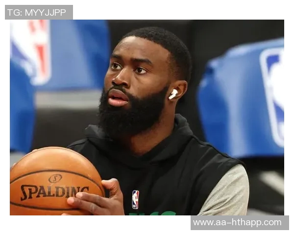 麦坎茨称赞杰伦布朗为后卫攻防一体最佳球员不谈文班与字母